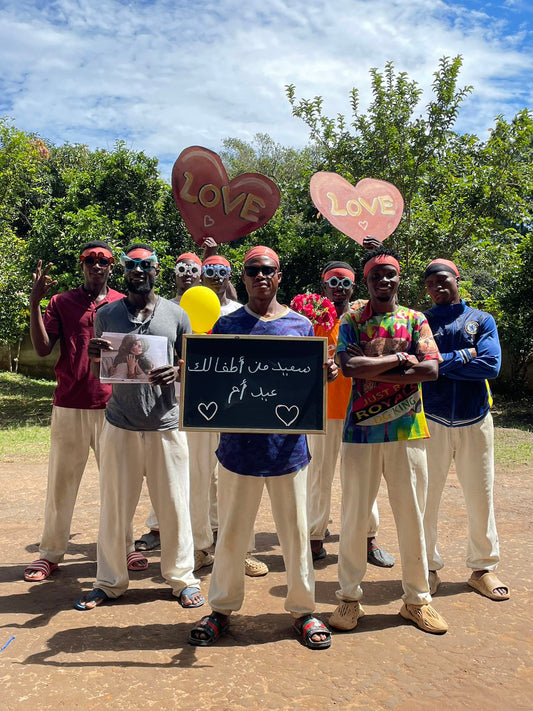 Halal DanceGreeting from Africa (With Shirt & NO KISS)
